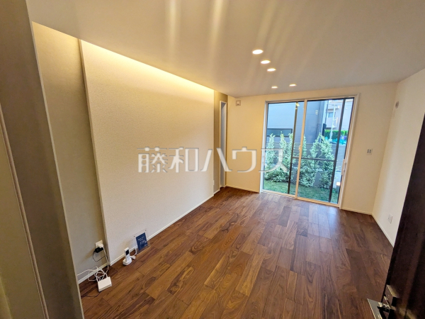 B号棟　居室　【調布市入間町１丁目】