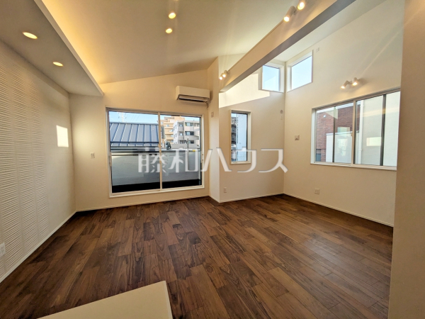 B号棟　リビング　【調布市入間町１丁目】