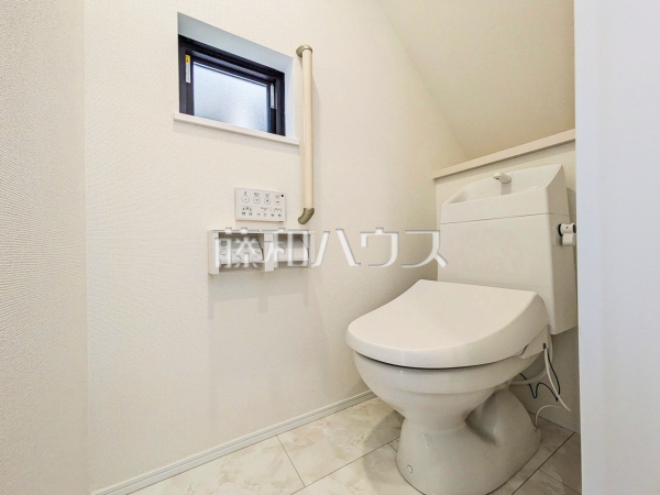 トイレ　【小金井市貫井南町５丁目】