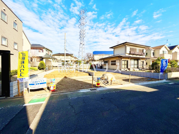 ≪現場風景≫ きれいに整備された敷地。これから夢の新邸がここに建ちます。 【調布市深大寺東町４丁目】