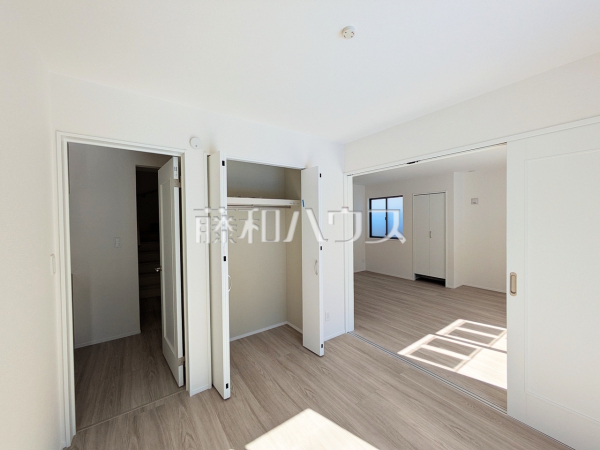 C号棟　居室　【沖縄市知花１丁目】