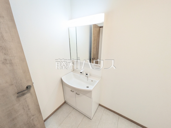 洗面室　【小牧市久保一色南２丁目】