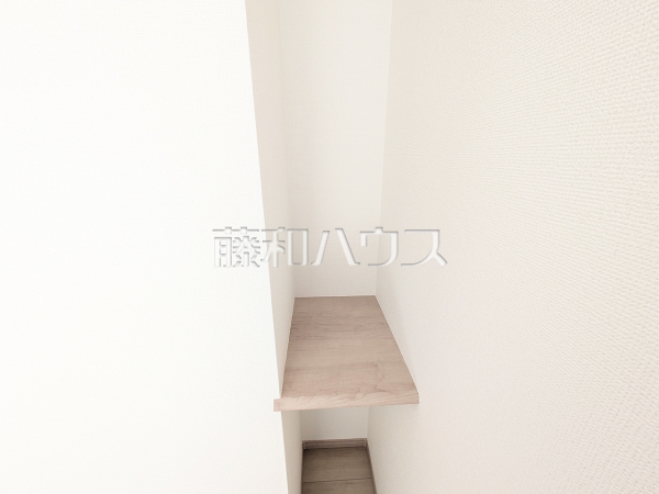 棚　【小牧市久保一色南２丁目】