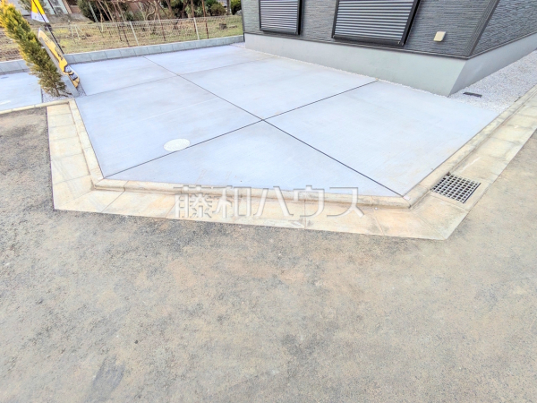 7号棟　カースペース　【八王子市上壱分方町】