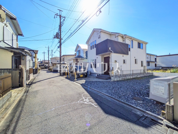 接道状況および現場風景 【所沢市狭山ケ丘2丁目】 接道状況および現場風景 【所沢市狭山ケ丘2丁目】