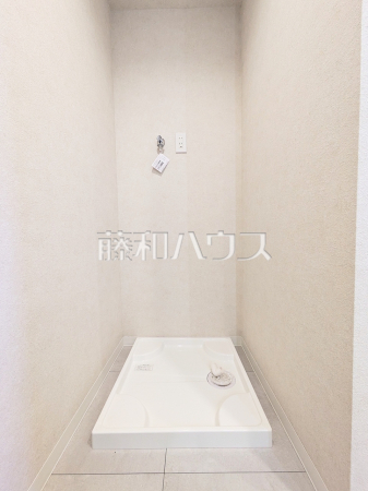 洗濯機置き場　【グーディッシュ千歳船橋】