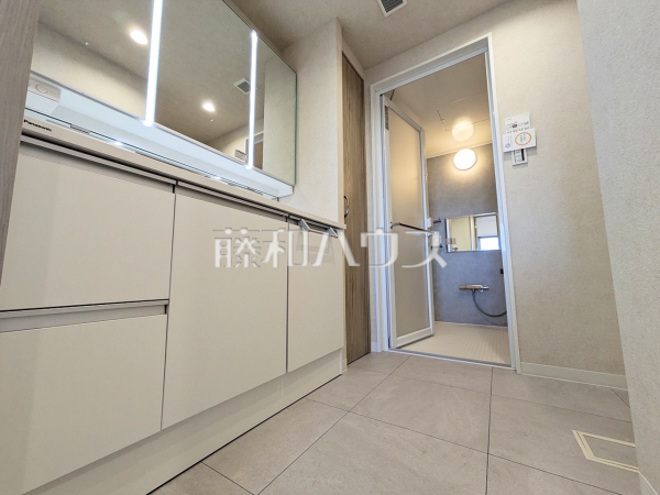 洗面室　【グーディッシュ千歳船橋】