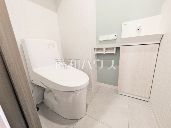 トイレ　【グーディッシュ千歳船橋】