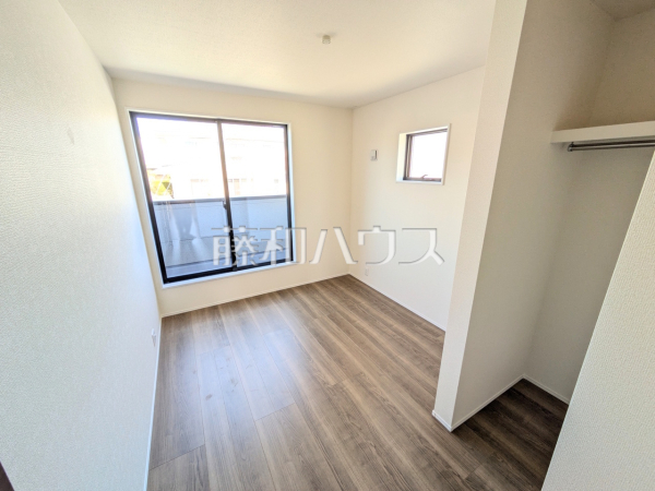 1号棟　居室　【春日井市高森台７丁目】