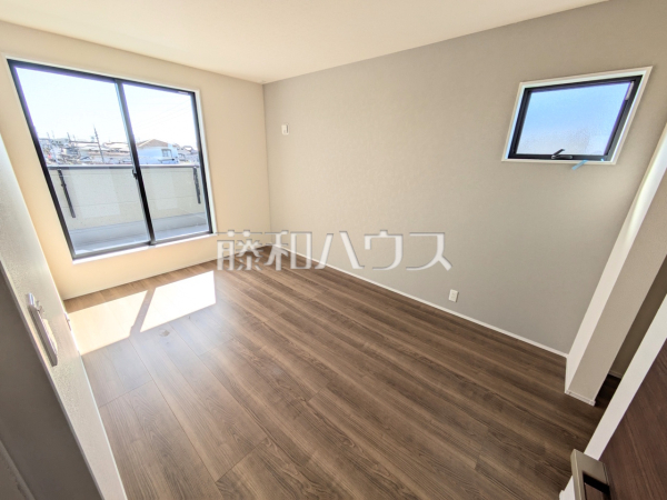 1号棟　居室　【春日井市高森台７丁目】