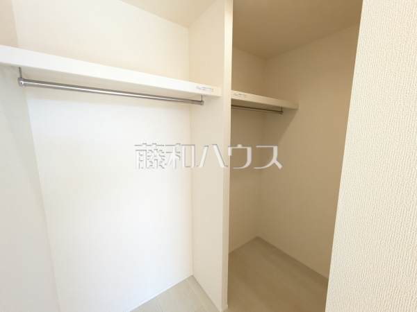 2号棟　ウォークインクローゼット　【春日井市高森台７丁目】