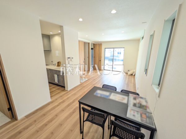 3号棟　リビング　【名古屋市守山区新城】