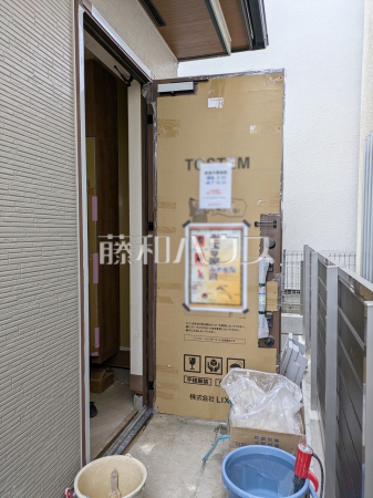 玄関　【練馬区土支田３丁目】