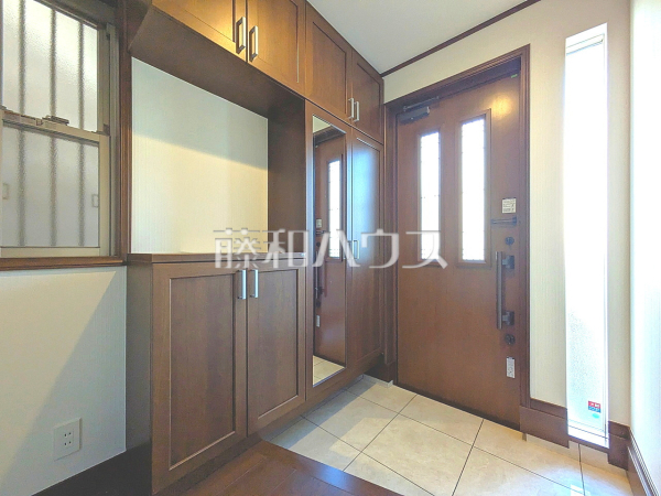 内玄関　【富士見市水谷東３丁目】