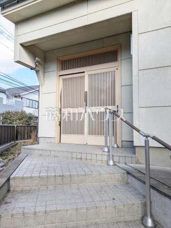 玄関　【八王子市散田町３丁目】