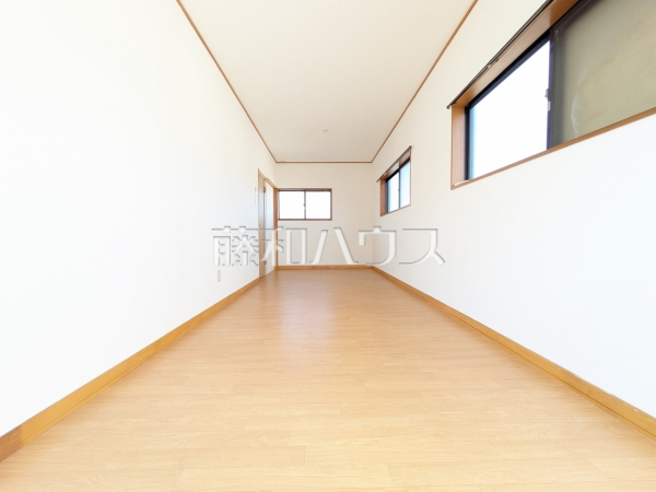 居室　【八王子市散田町３丁目】