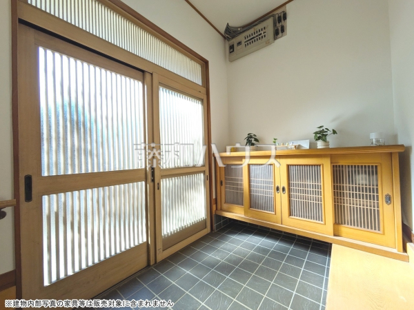 玄関　【八王子市散田町３丁目】