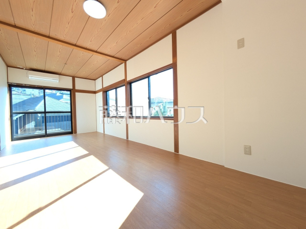 居室　【八王子市散田町３丁目】