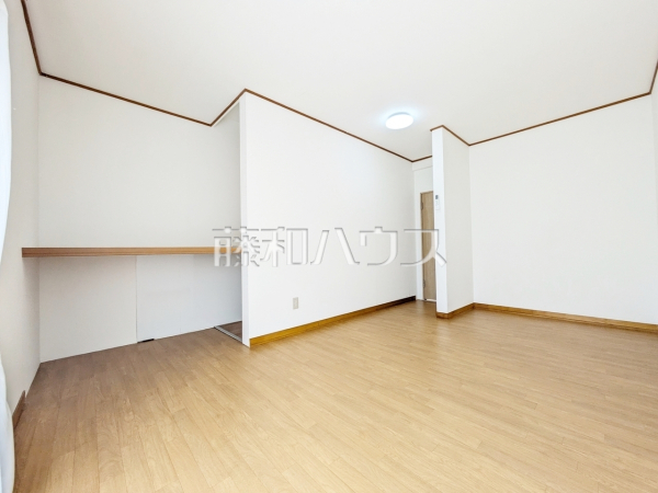 居室　【八王子市散田町３丁目】