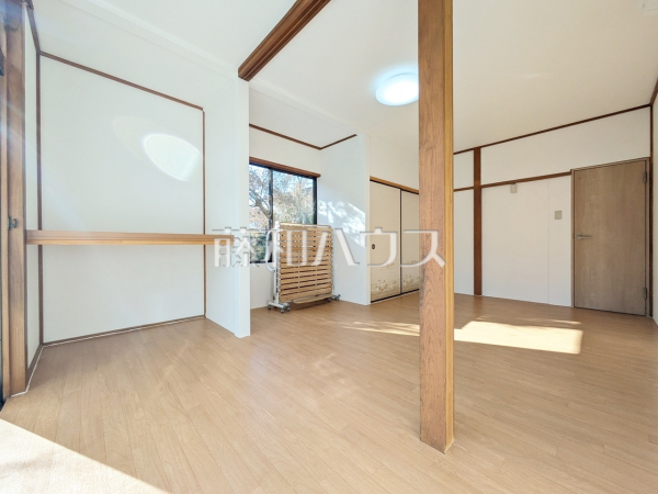 居室　【八王子市散田町３丁目】
