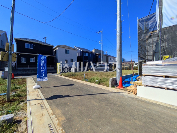 接道状況および現場風景　【朝霞市膝折町３丁目】