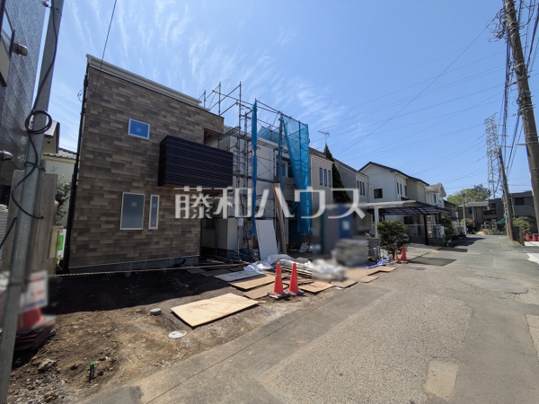 接道状況および現場風景 【小金井市梶野町1丁目】 接道状況および現場風景 【小金井市梶野町1丁目】