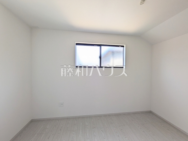 2号棟　居室　【福岡市西区野方２丁目】