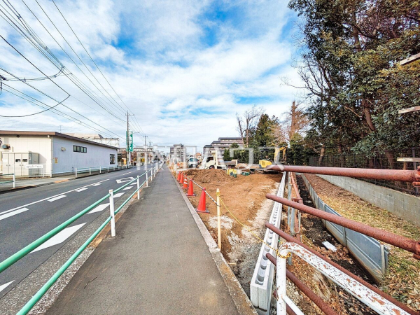 接道状況および現場風景　【小平市回田町】