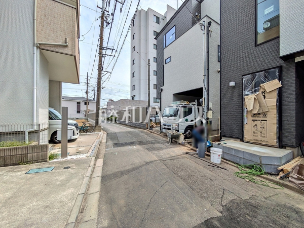 接道状況および現場風景　【朝霞市仲町１丁目】