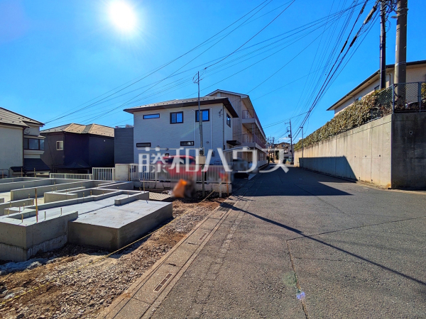 接道状況および現場風景　【富士見市鶴馬１丁目】