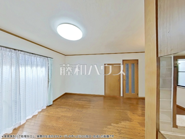 リビング　【三鷹市井の頭１丁目】