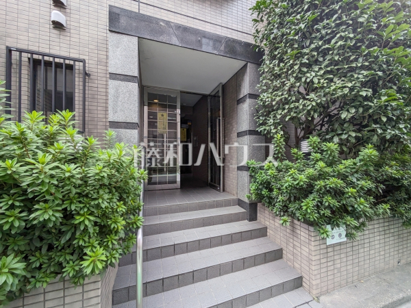 エントランス　【チュリス武蔵関】