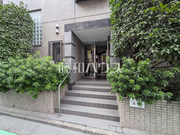 エントランス　【チュリス武蔵関】