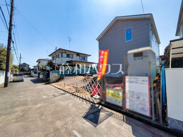 接道状況および現場風景　【八王子市南陽台１丁目】