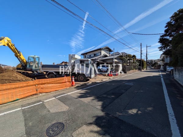 接道状況および現場風景　【多摩市桜ヶ丘１丁目】