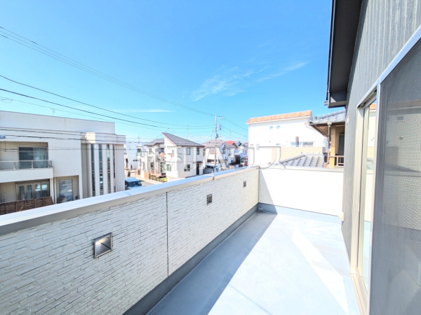 バルコニー　【東大和市中央４丁目】