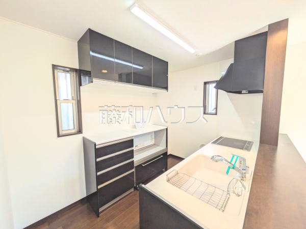 キッチン　【東大和市中央４丁目】