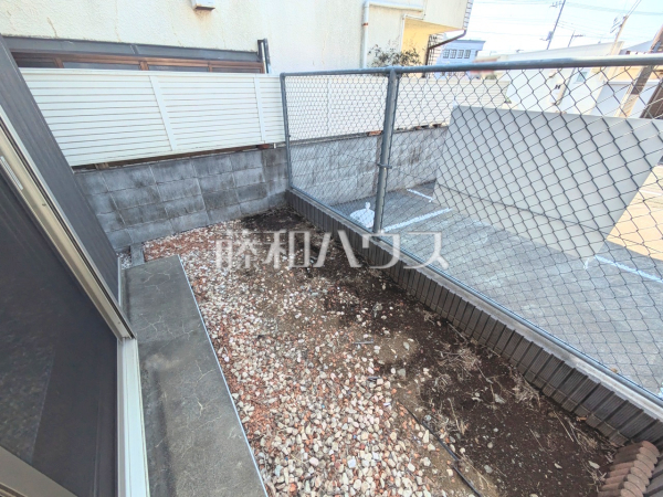 庭　【東大和市中央４丁目】