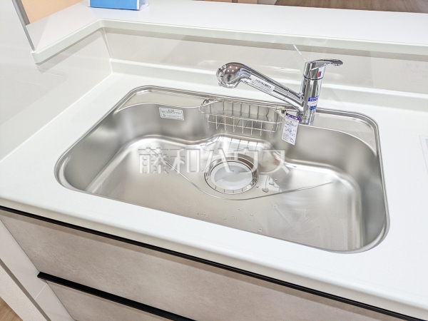 2号棟　キッチンシンク　【東大和市仲原２丁目】