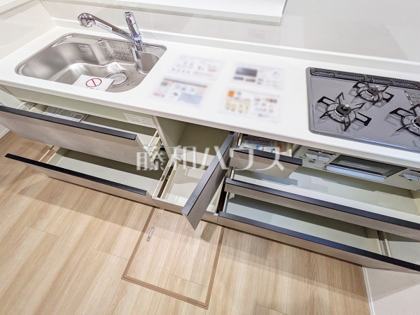 2号棟　キッチン収納　【東大和市仲原２丁目】