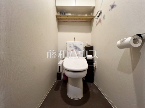 ≪トイレ≫温水洗浄機能付きトイレで清潔にご使用いただけます。　≫　【アデニウム府中白糸台】