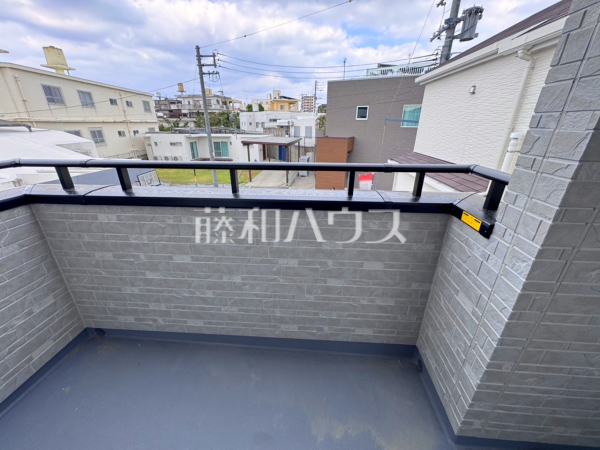 A号棟　バルコニー　【沖縄市東１丁目】