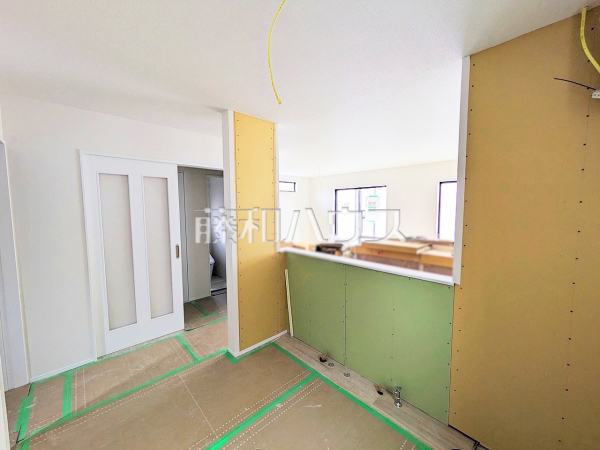 A号棟　キッチン(施工中)　【小金井市桜町２丁目】