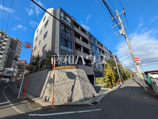 現地外観写真
「豊田」駅が最寄り駅！ショッピングやお出かけのアクセスも良好で、休日の行動範囲が広がります。　
