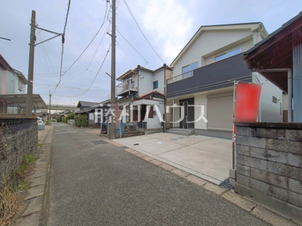 接道状況および現場風景　【北名古屋市宇福寺天神】