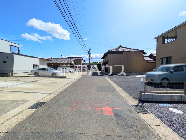 接道状況および現場風景　【春日井市坂下町２丁目】