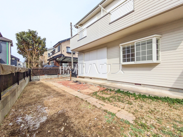 庭　【武蔵村山市学園３丁目】