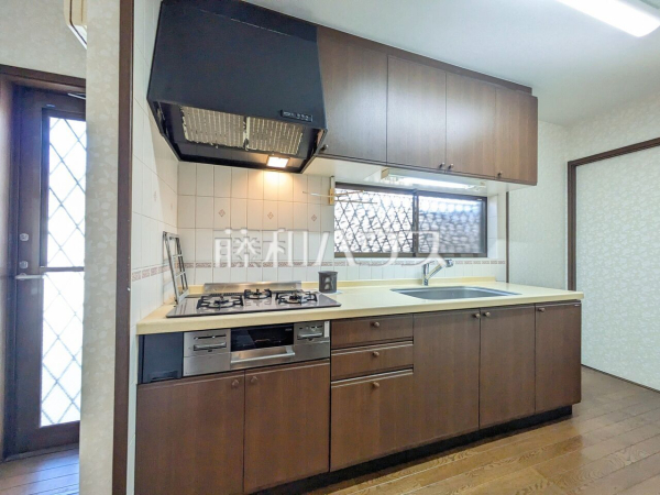 キッチン　【所沢市松が丘１丁目】