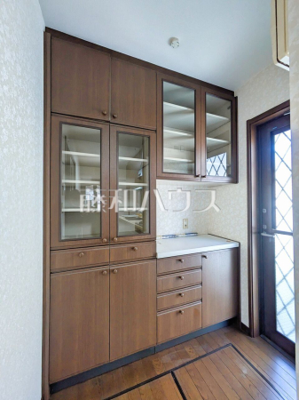 居室　【所沢市松が丘１丁目】