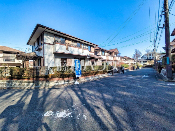 接道状況および現場風景　【所沢市松が丘１丁目】